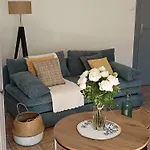Arles A 2 Pas Des Rencontres De La Photographie ,Appartement Refait Completement A Neuf , Pour 4 Personnes